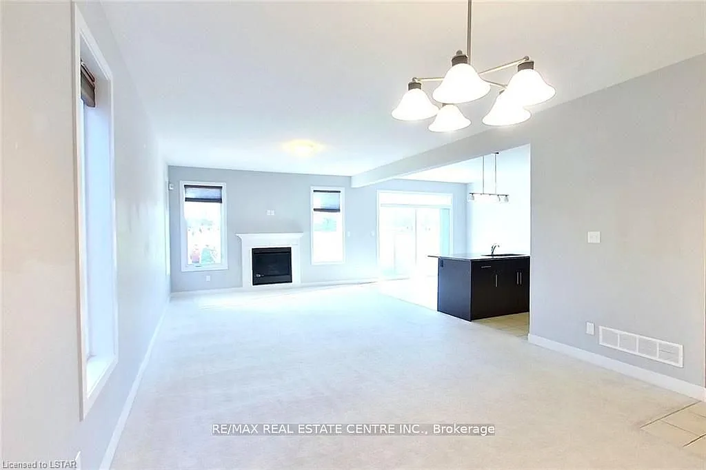4 bed, $3,600 — Photo 4