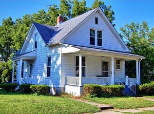 115 Jefferson Ave, Elgin, IL 60120