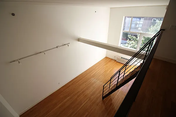 Rented by Nooklyn NYC LLC | media 35