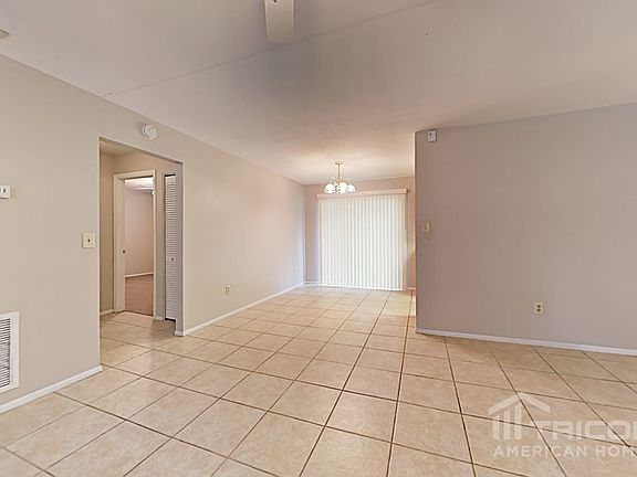 5th image of 5112 Habana Dr