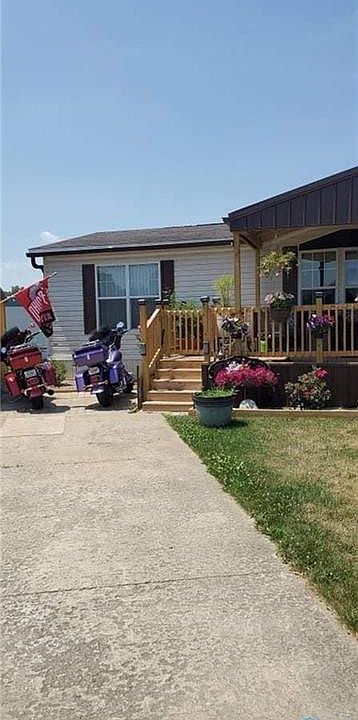1st image of 8256 Hazelwood Dr