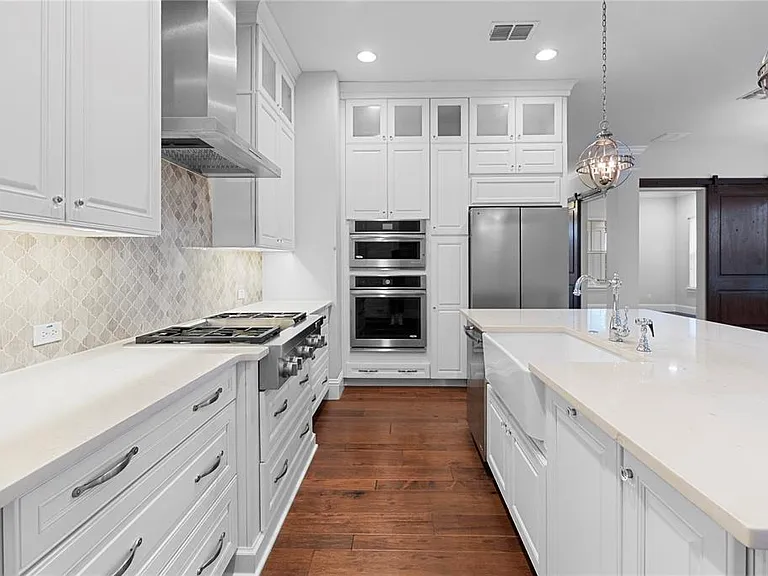 835 W Canton Ave — Photo 8
