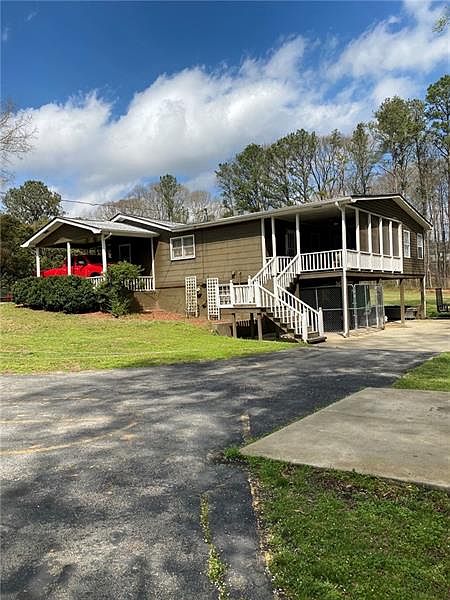 2nd image of 1109 Waters Rd