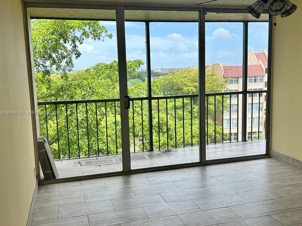 3771 Environ Blvd APT 650, Lauderhill, FL 33319