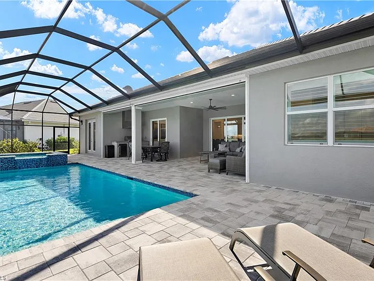 14265 Laguna Springs Ln — Photo 26