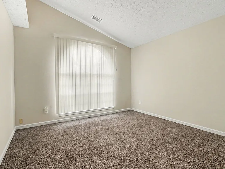 3787 River Ridge Ct — Photo 9