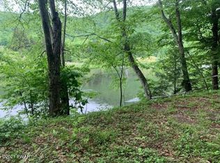 464 Penn York Rd, Starlight, PA 18461