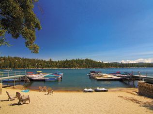 27779 High Knoll Rd, Lake Arrowhead, CA 92352