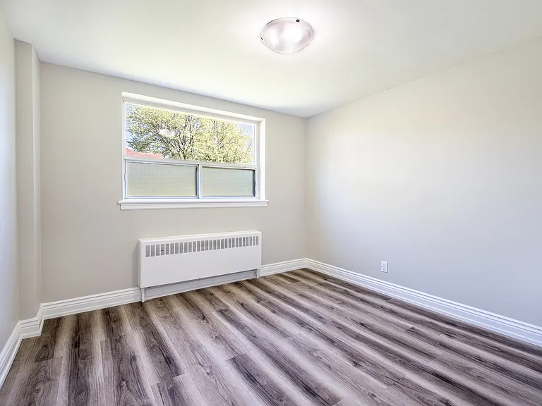 1324 Monterey Ave — Photo 16