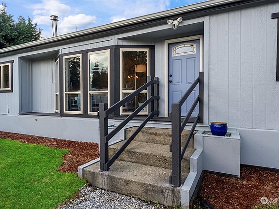 2nd image of 20910 Bonanza Drive E