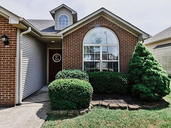 2nd image of 572 Green Valley Dr