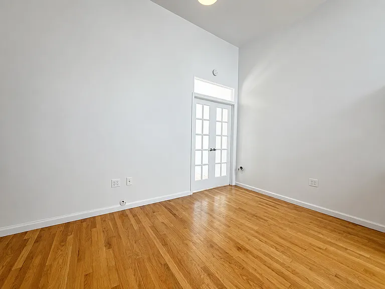 555 W 152nd St #4-A — Photo 3