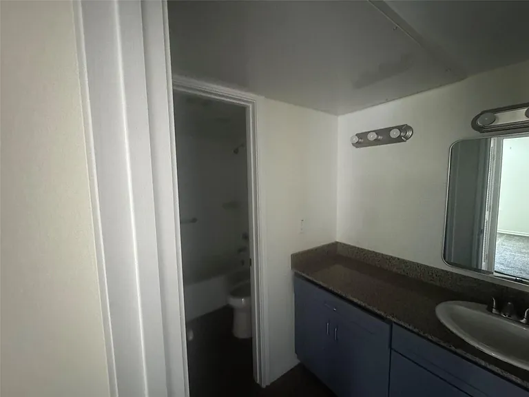 2800 Jeanetta St #1209 — Photo 6