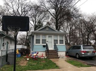 717 Willis Pl, Roselle Park, NJ 07204