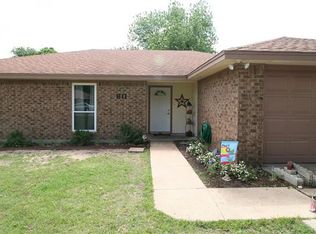 811 Marigold Dr, Cedar Hill, TX 75104