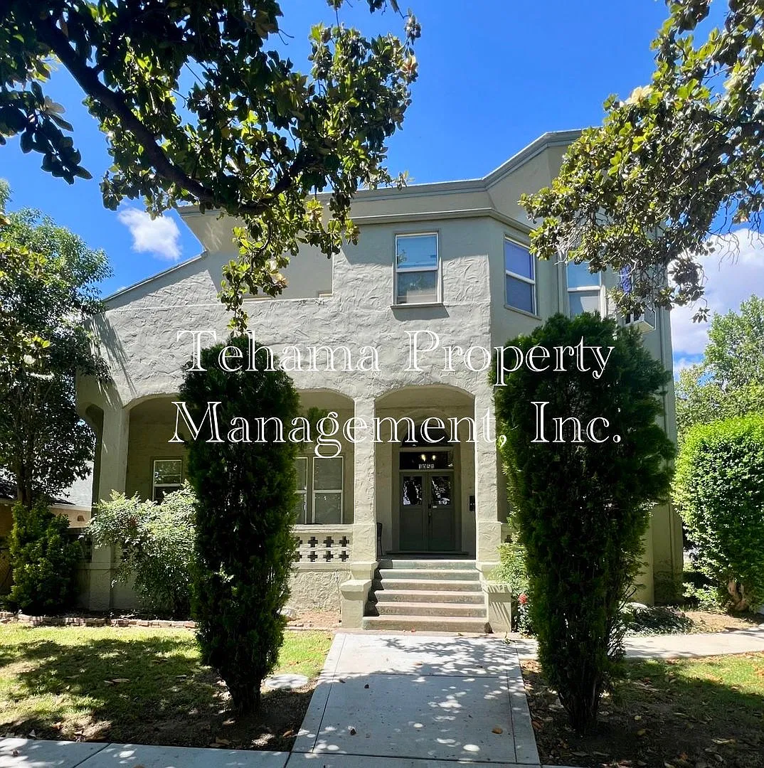 1051 Washington Street — Photo 1