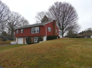 13 Gladys St, Killingly, CT 06239