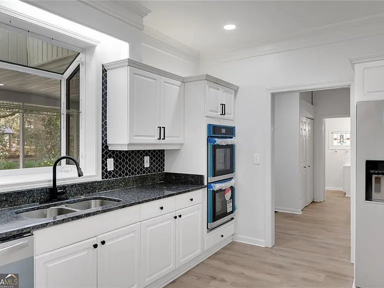 813 Sandy Creek Rd — Photo 32
