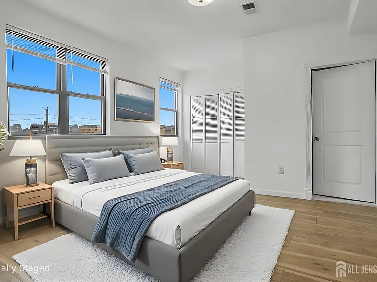 9017 Riverside Pl — Photo 14