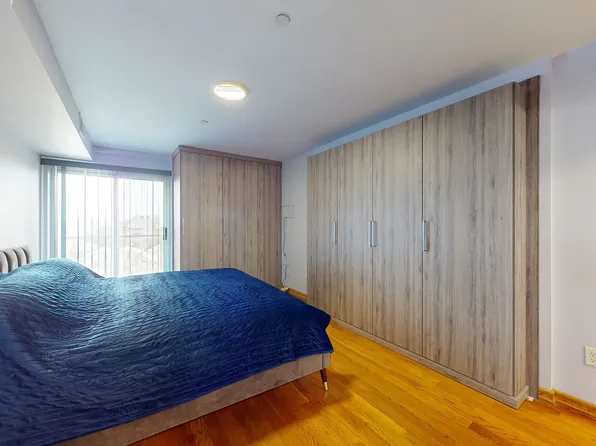 3015 Brighton 6th Street image 8 of 31