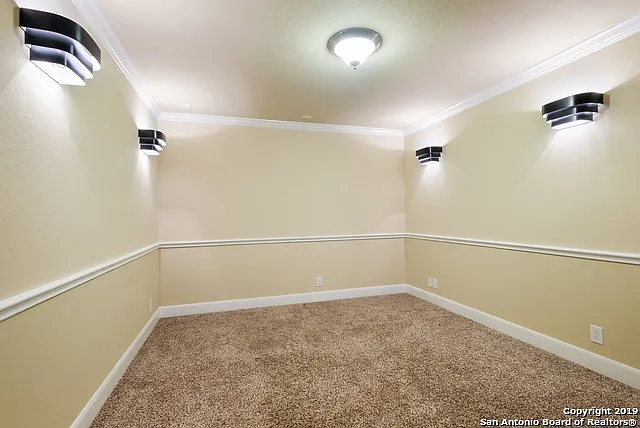 9743 Common Law — Photo 22