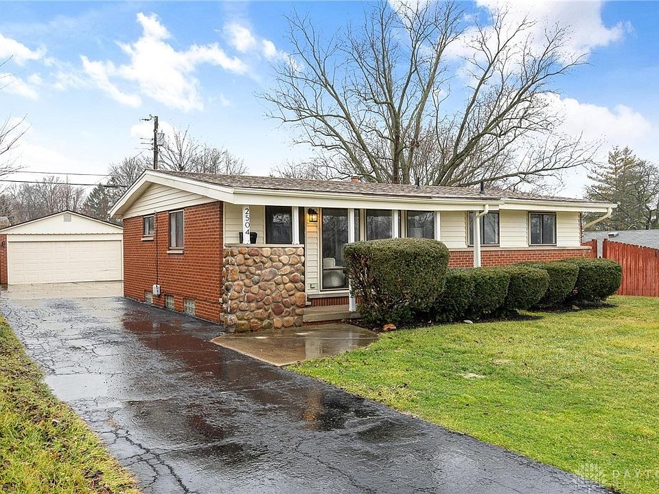 1st image of 2504 E Dorothy Ln
