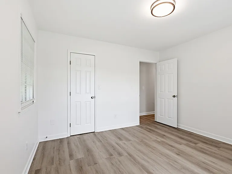 4609 Randolph Rd — Photo 21