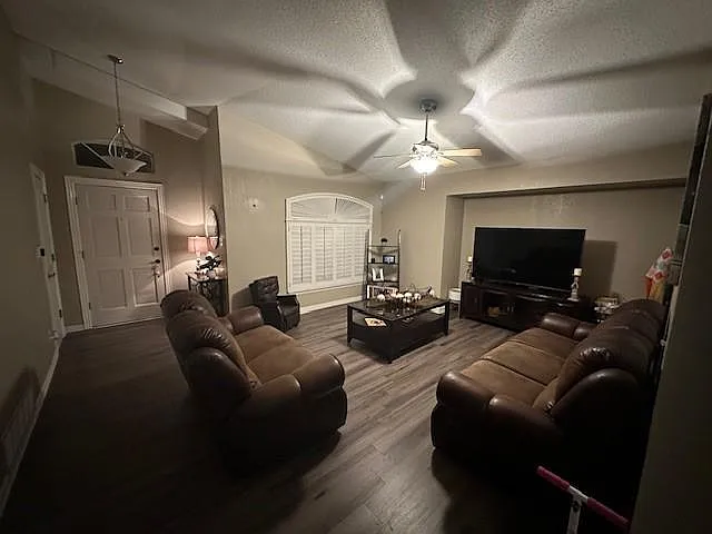 14048 Lago Seco Dr — Photo 14