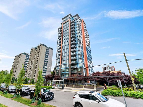 3rd image of 188 Agnes St #404
