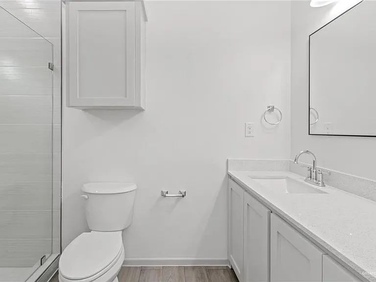 1213 Shavano Dr #4 — Photo 9