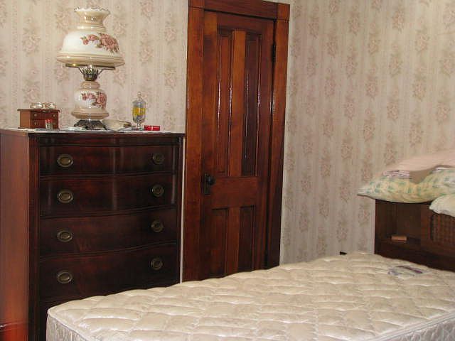 1st image of 18725 Hank St