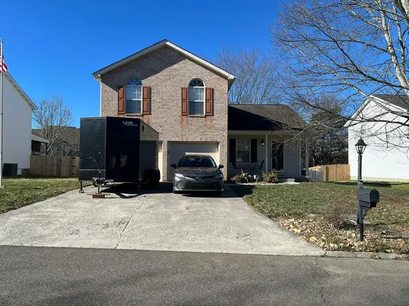 7043 Yellow Oak Ln, Knoxville, TN 37931