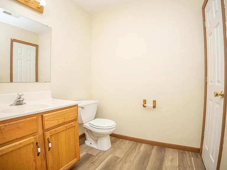 1112 Jefferson St #I — Photo 12