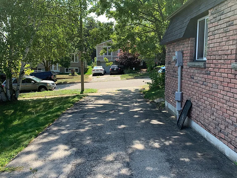 14 Sandsprings Cres — Photo 19