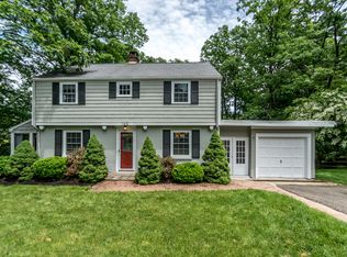165 Thornton Rd, Needham, MA 02492