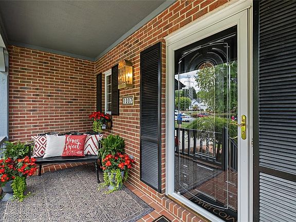 5th image of 1007 Kings Arms Ct