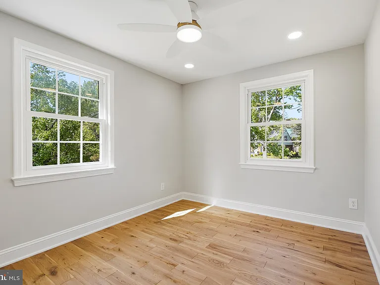 12301 Espalier Pl — Photo 27