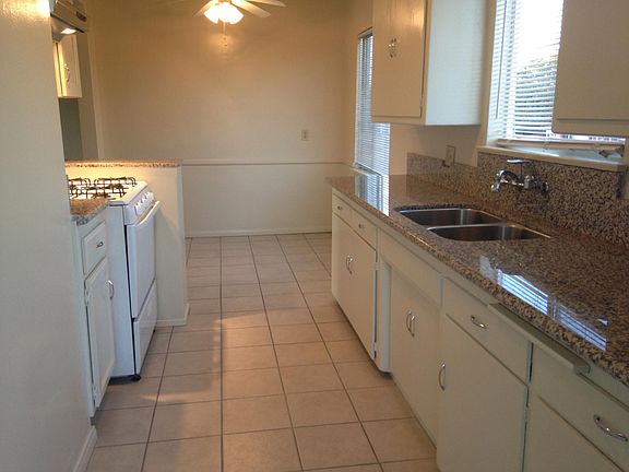 Big kitchen