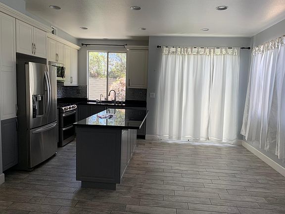 Kitchen and nook