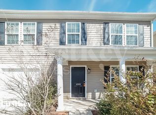 4289 Oak Pointe Dr, Winston Salem, NC 27105