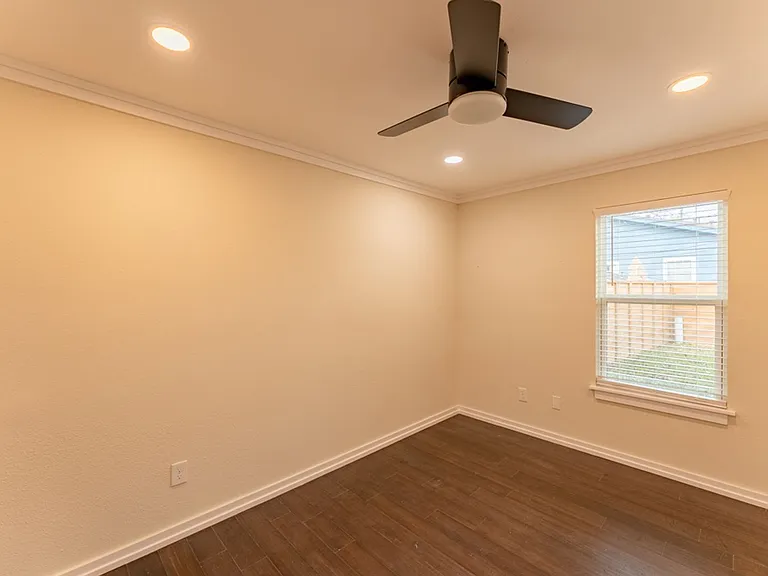 5702 Tracy Lynn Ln #B — Photo 14