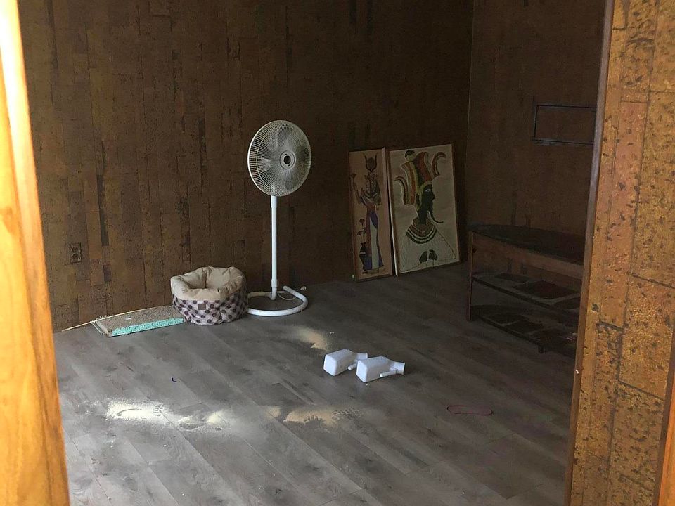 2nd image of 532 Madison St