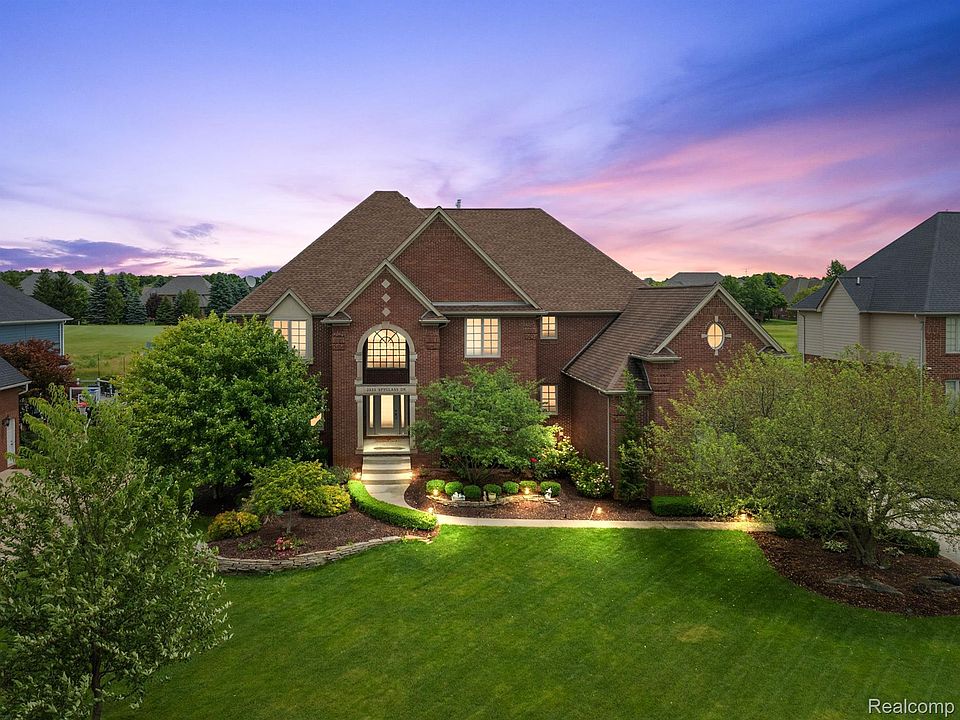 1st image of 2533 Spyglass Dr
