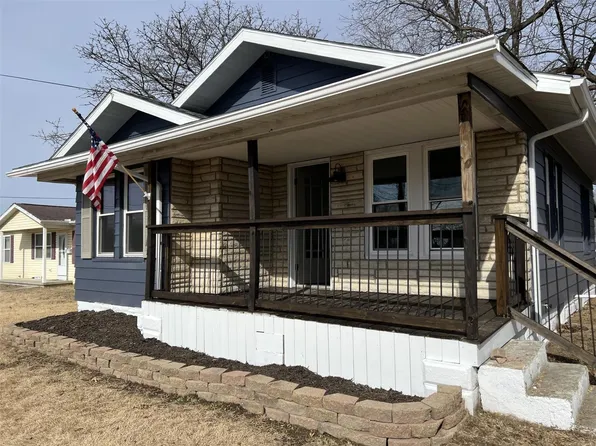 821 W Jefferson St, Vandalia, IL 62471