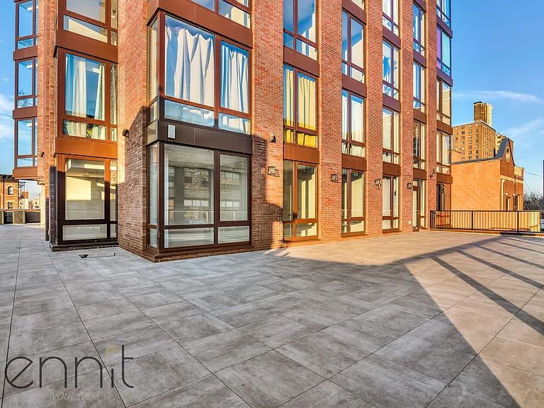31 Debevoise St #12D — Photo 16
