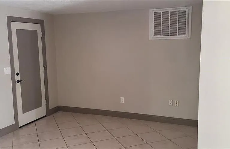 3445 Wiltshire Dr — Photo 6