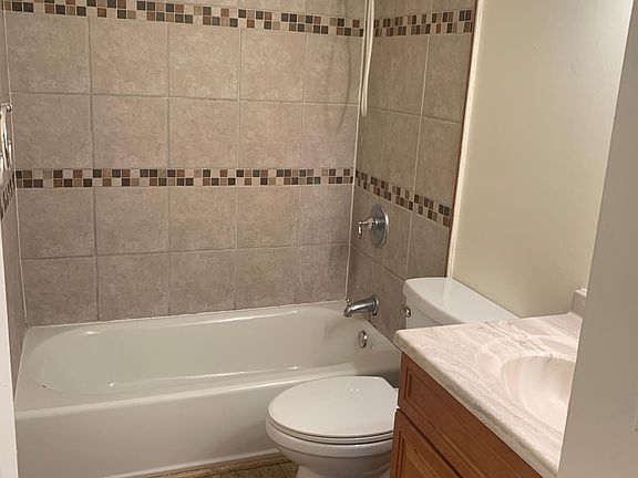 5th image of 183 E Home St APT B