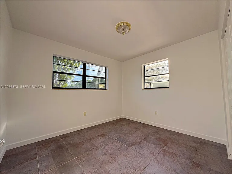 7110 Custer St #1 — Photo 17
