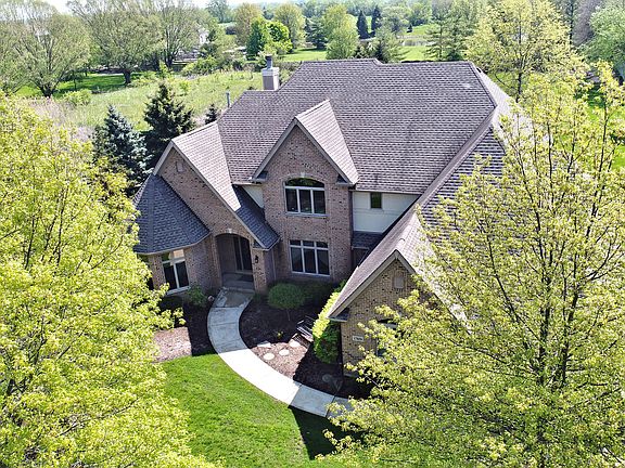 3rd image of 17859 Crystal Lake Dr