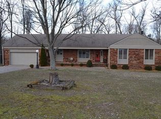 736 Church Grove Rd, Benton, KY 42025